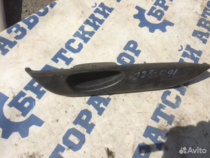 Подлокотник Nissan AD