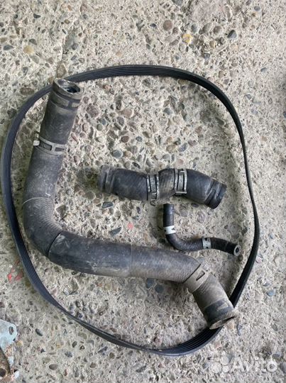 Патрубок системы охлаждения Toyota Altezza