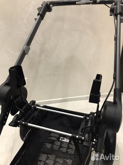 Премиум коляска 2 в 1 Teutonia be you