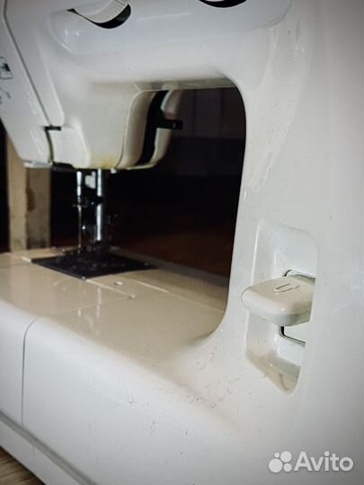 Швейная машина New Home