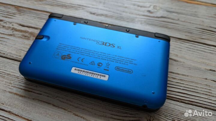 Nintendo 3ds xl 32 gb blue