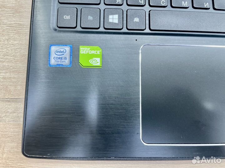 Ноутбук Acer i5-7/8Gb/Nvidia/SSD