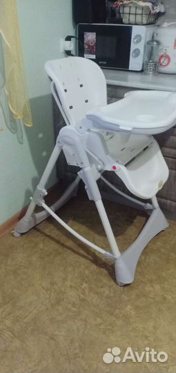 Стульчик для кормления детский