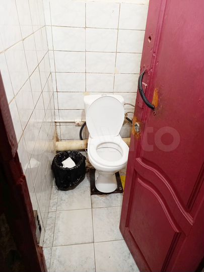 Комната 11 м² в 8-к., 5/5 эт.