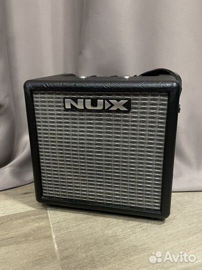Гитарный комбоусилитель nux mighty 8bt обмен