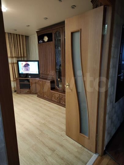 4-к. квартира, 77,2 м², 1/10 эт.