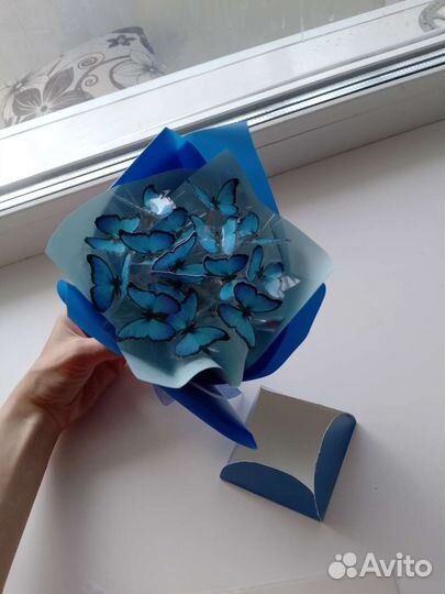 Мини букет из бабочек