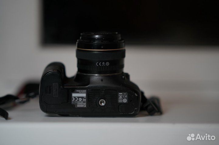 Canon 7D EOS + объектив (зеркальный фотоаппарат)