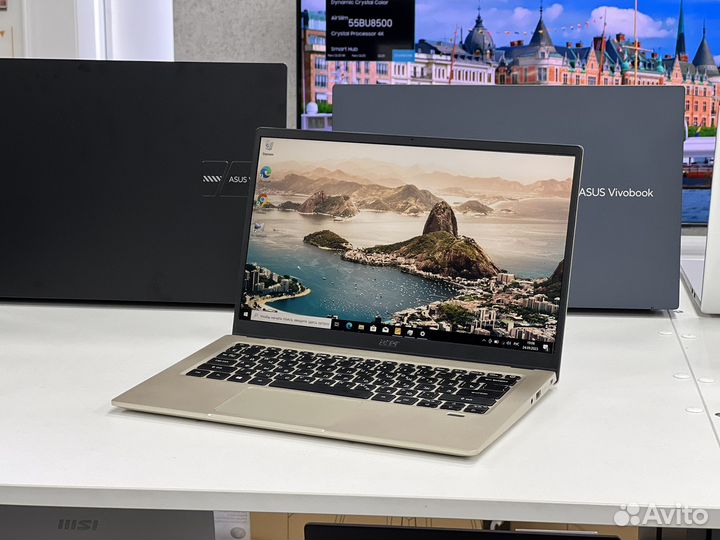 Шустрый Acer Swift 14 IPS SSD 4 ядра Металл