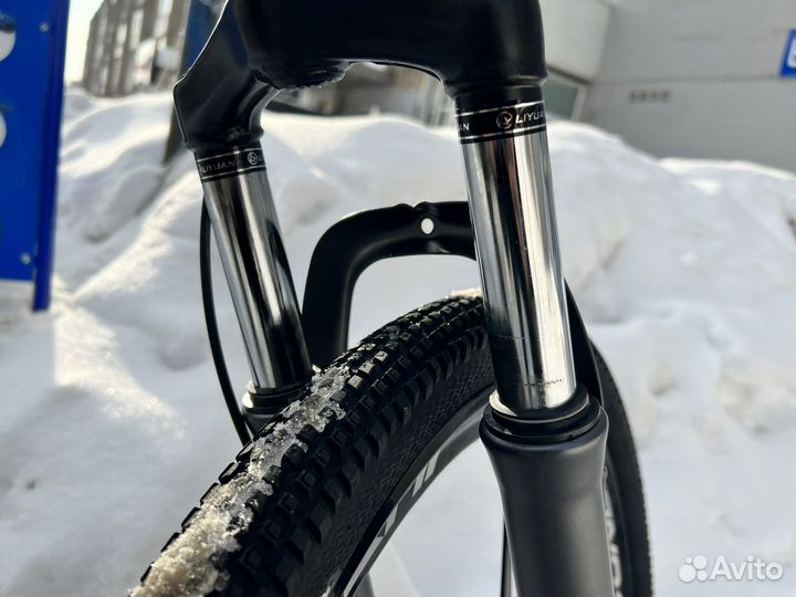 Велосипед на литых дисках