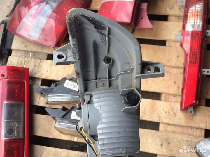 Фонарь противотуманный kia sportage 3 правый