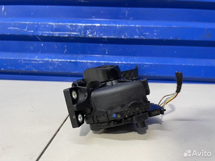 Педаль газа Audi A4 B5 1.8 AWM 2000