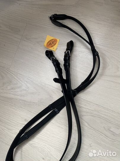 Недоуздок, повод, капсюль