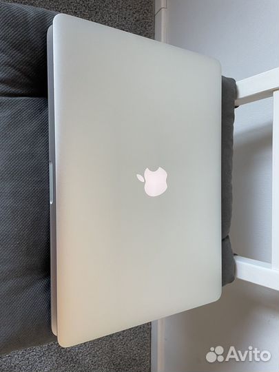 Apple MacBook Pro 15/mid 2015/i7 2.2/16GB/512GB
