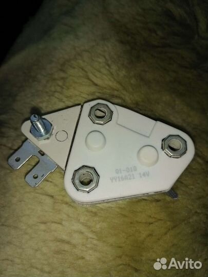 Реле регулятор напряжения Фред, Вольво, Интер 12V