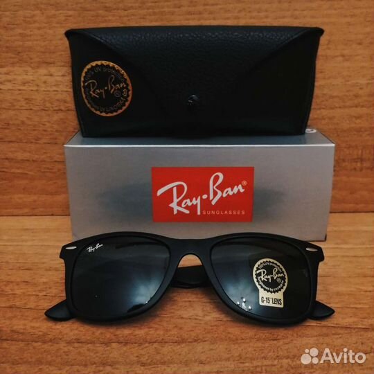 Стильные очки Ray ban