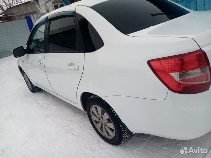 LADA Granta 1.6 МТ, 2012, 193 000 км