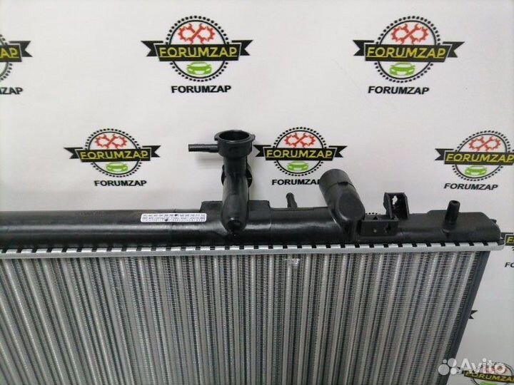 Радиатор охлаждения двигателя Mazda 6 GH/GG 2.0 AT