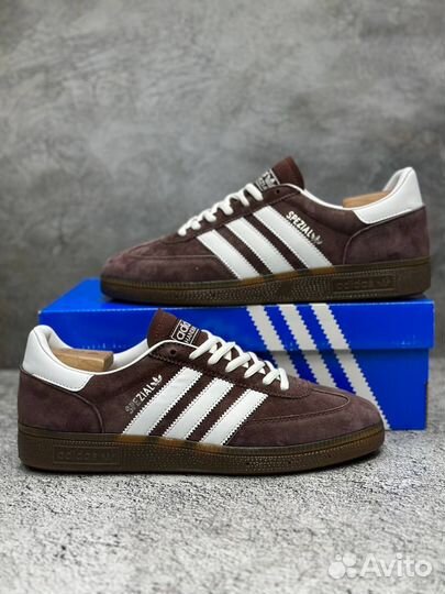 Кроссовки adidas spezial