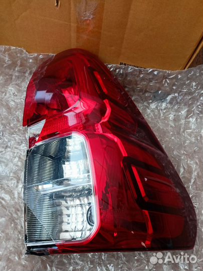 Фонарь задний правый toyota Toyota Hilux Хайлюкс