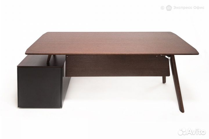 Стол для руководителя на опорной тумбе Rail S8SCW00000106