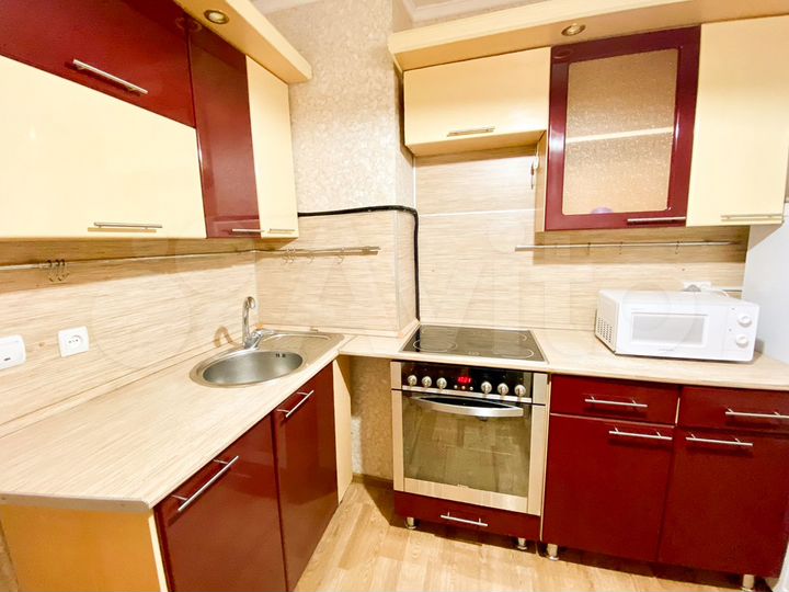 2-к. квартира, 55 м², 8/10 эт.