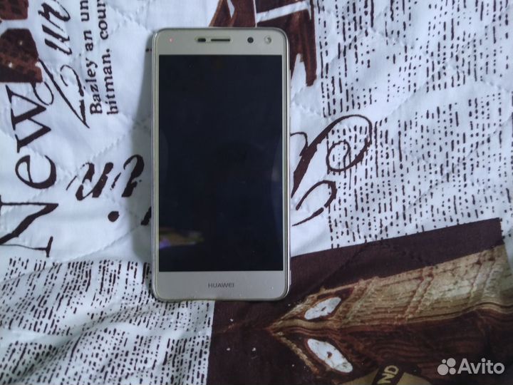 Телефон Huawei