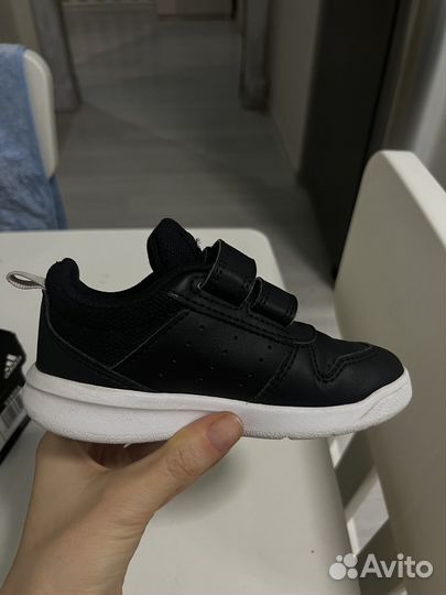 Кроссовки детские adidas 25 размер бу