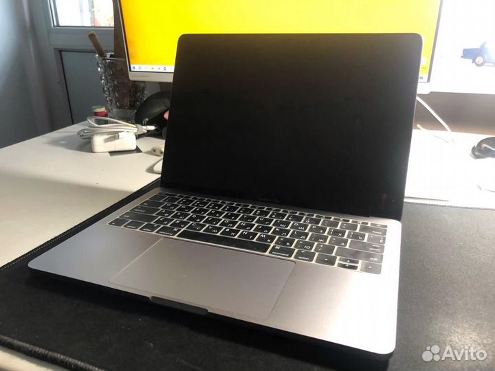 Macbook pro 13 2017 128gb