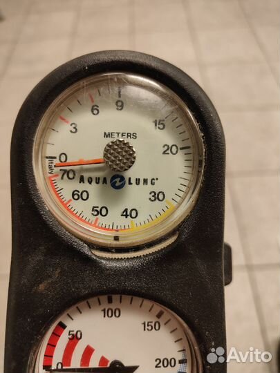 Консоль для дайвинга. Манометр. Глубиномер