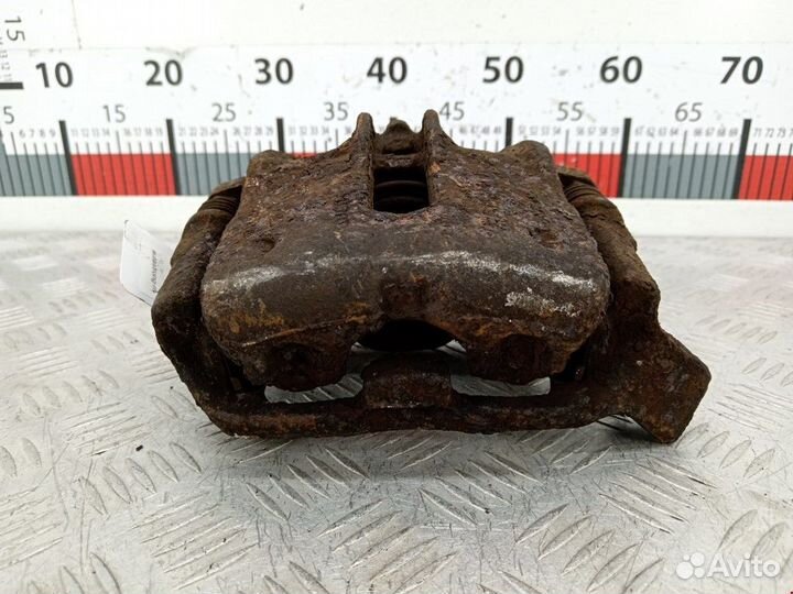 Суппорт передний правый Renault Scenic рест. 2000