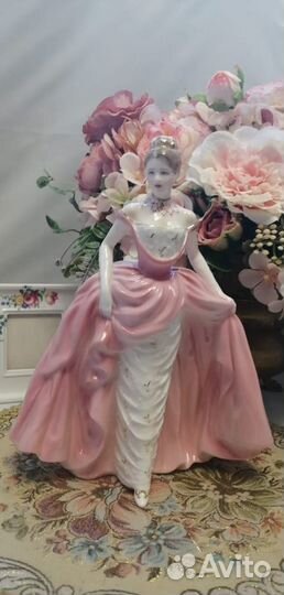 Статуэтка фарфоровая Coalport, Англия