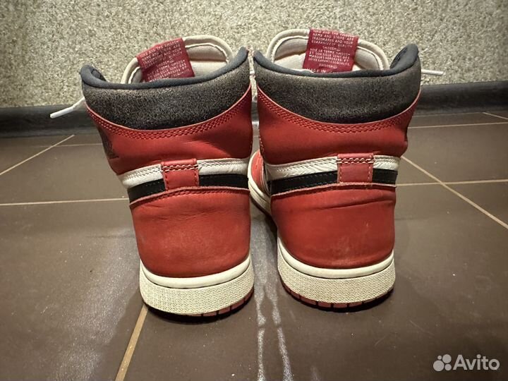 Air Jordan 1 Retro High OG Chicago Lost and Found