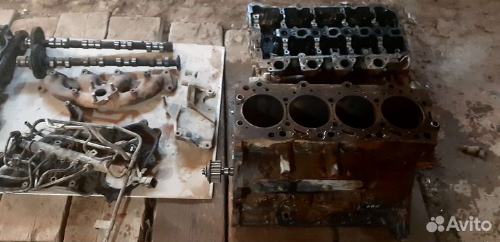 Двигатель Mitsubishi L 200