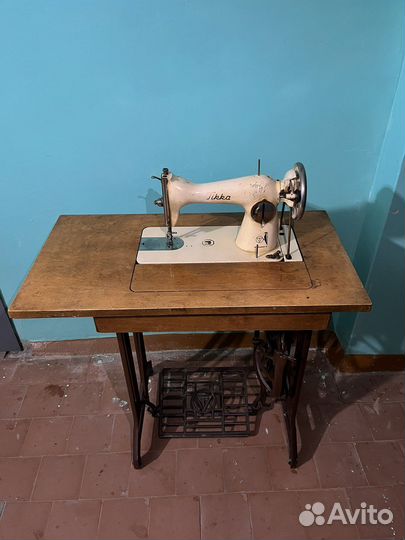 Швейная машина tikka 1952 г