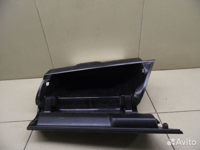 Бардачок Hi Lux 2015