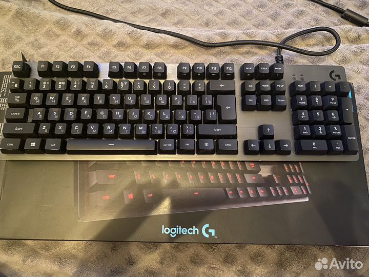 Игровая клавиатура logitech