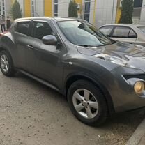 Nissan Juke 1.6 CVT, 2014, 98 000 км, с пробегом, цена 1 400 000 руб.