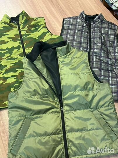 Жилетки утепленные на синтепоне, Цена от 10 штук