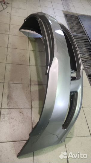 Продам бампера переднее и заднее на Шкода Октавия