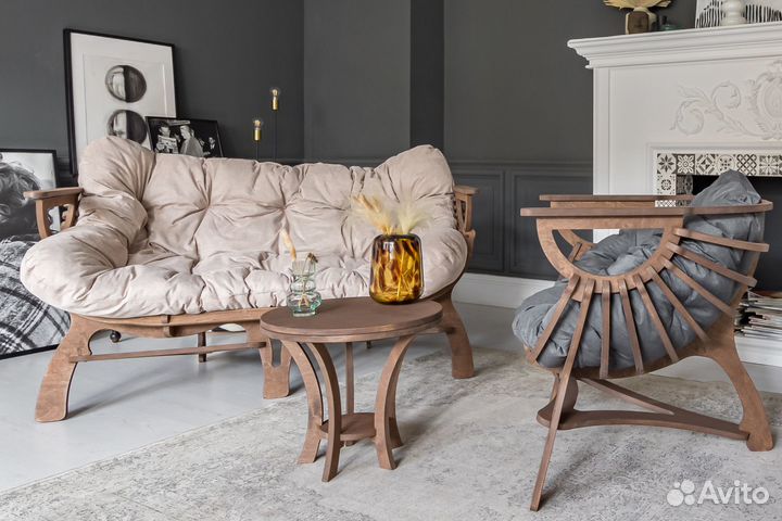 Журнальный стол