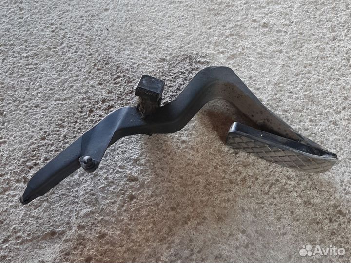 Audi a4 b5 педаль газа