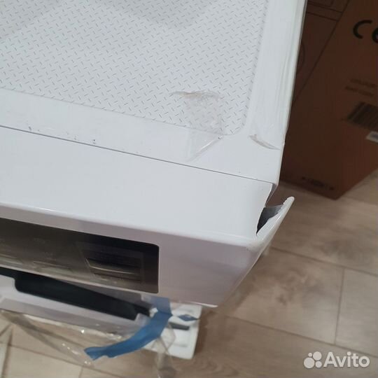 Стиральная машина Weissgauff