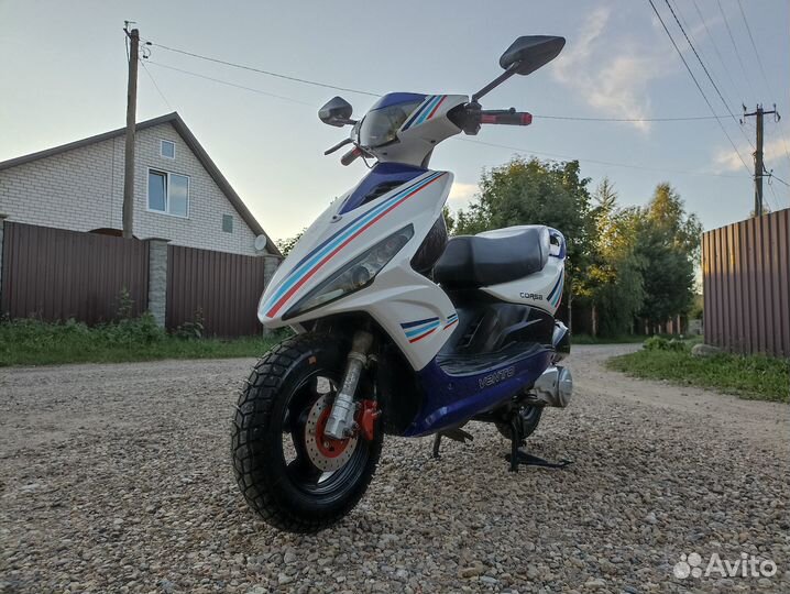 Скутер Vento Corsa 150