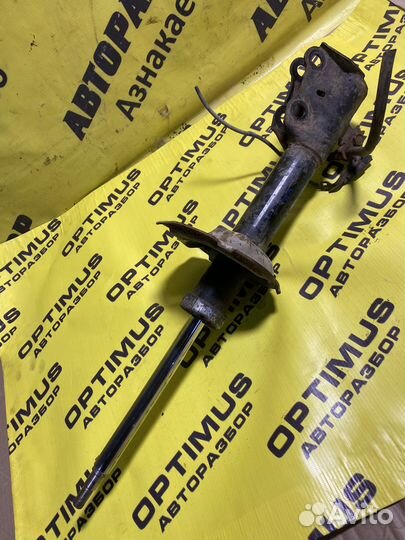 Стойка передняя левая Toyota Probox