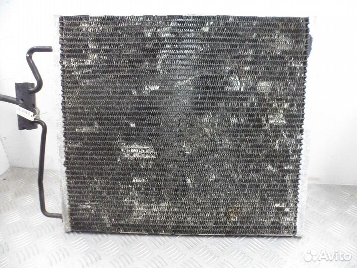 Радиатор кондиционера BMW 7-Series E38 8378439