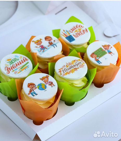 Подарки к 1 сентября/шоколадные букеты/капкейки