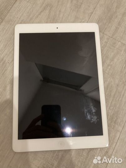 Apple iPad Air 128Gb Wi-Fi + Cellular Silver