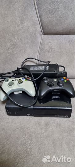 Продам Xbox 360
