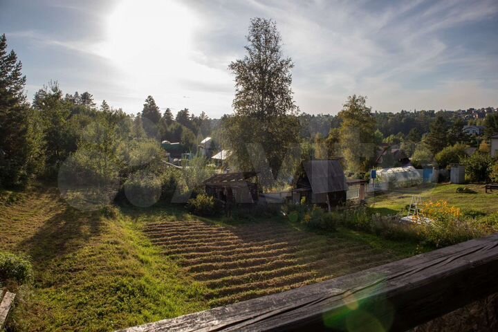 Дом 171 м² на участке 12 сот.